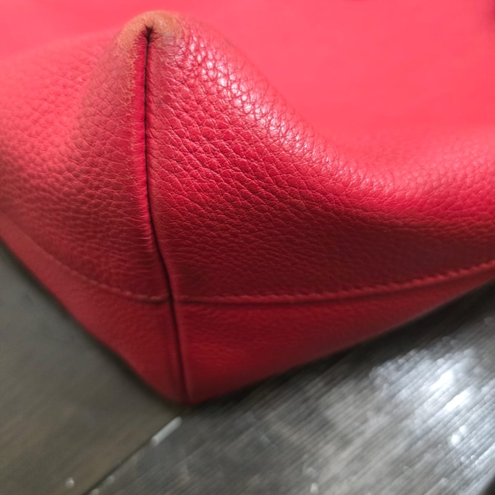 Prada Red Leather Satchel with Gold Details - Picture 2 of 11